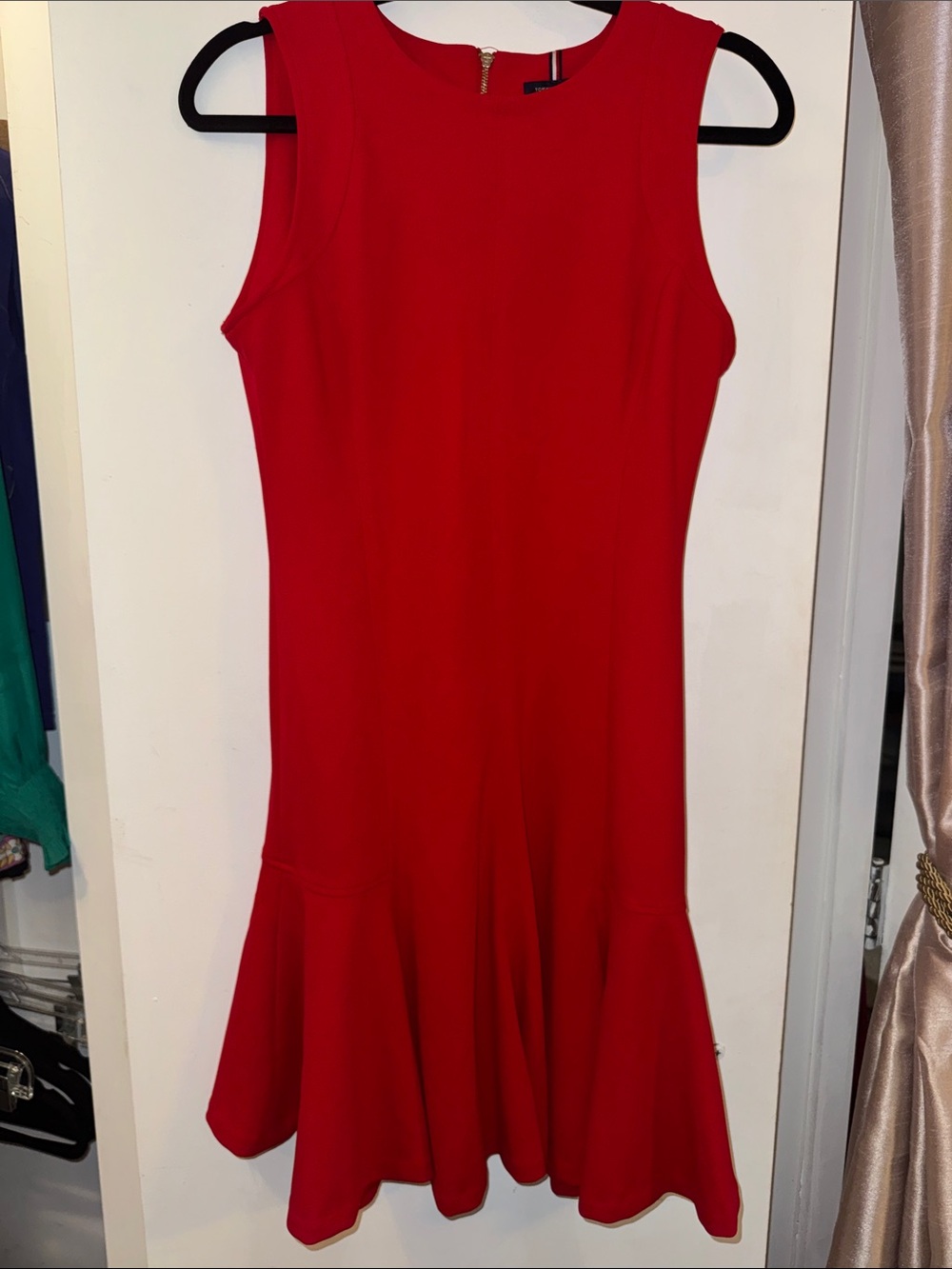 Tommy Hilfiger Red Sleeveless Flared-Hem Dress
